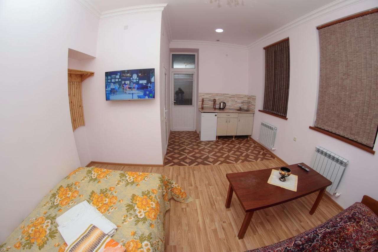 Vanand Guest House Gyumri Exterior foto